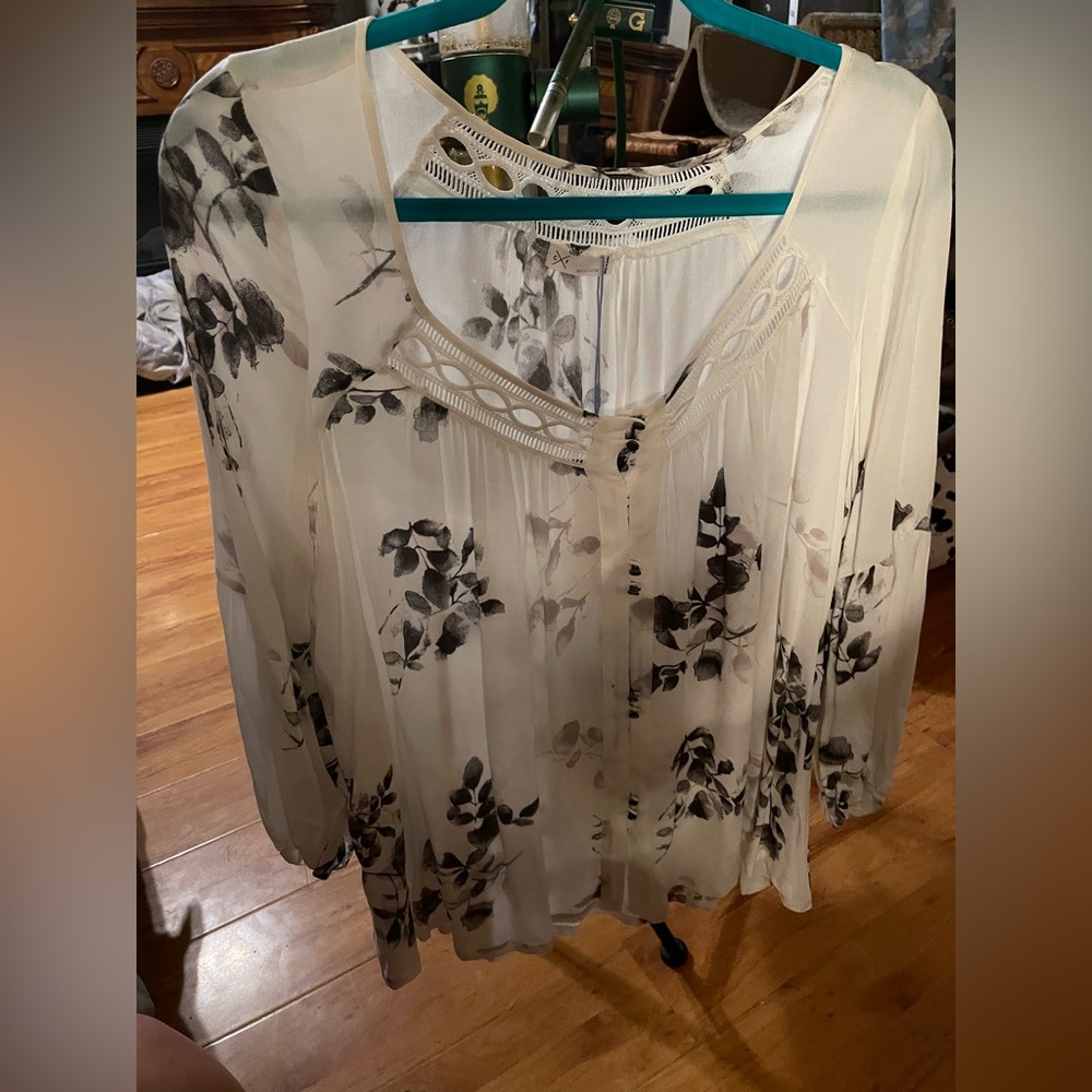 GF Collection Blouse